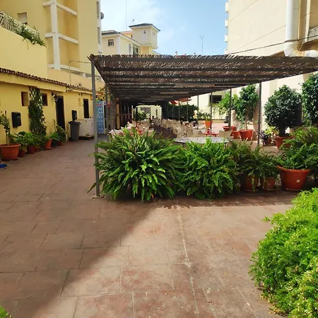 Ver5 - 5Th-Floor Studio With Sea-View Terrace And Pool - Ac, 5 Min Walk To The Centre Torremolinos