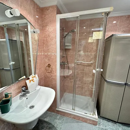 Ver5 - Terraza Con Vistas Al Mar, Wifi, Smart Tv, Piscina, Playa, Centro דירה *